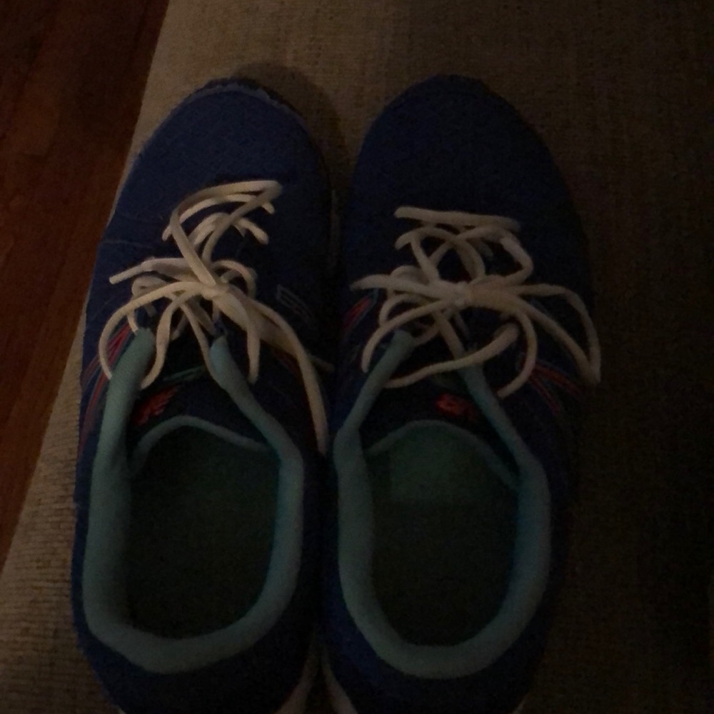 New balance sneakers size 10